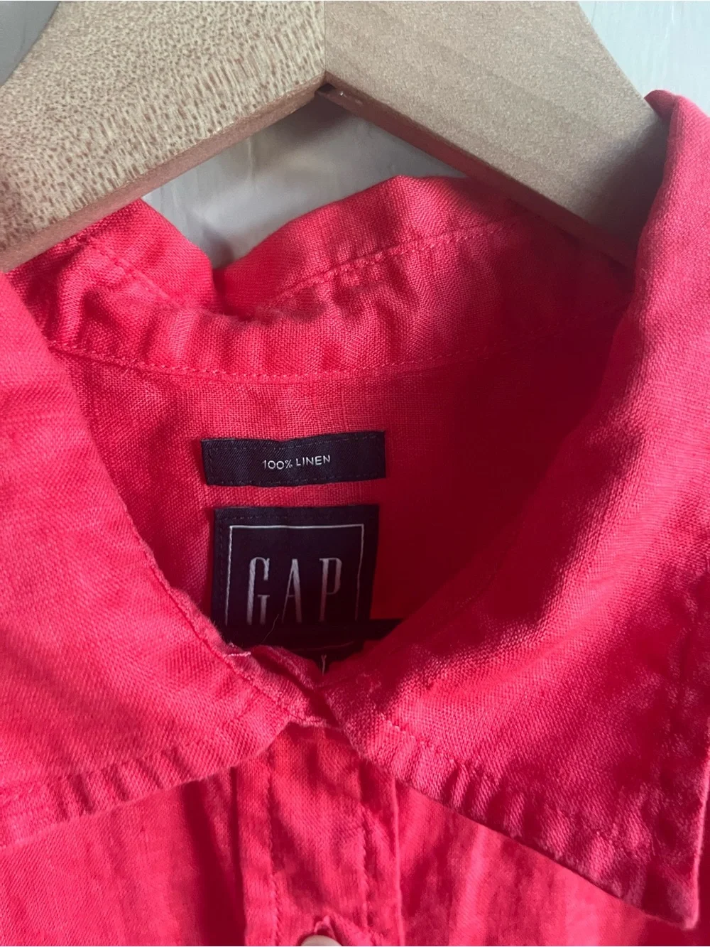 GAP 100% Linen Boyfriend Coral Button Down Shirt Size M Vacation Relaxed Classic - Picture 4 of 5